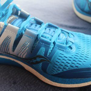 Saucony ISO Liberty - Mens Size 12 - Blue and White